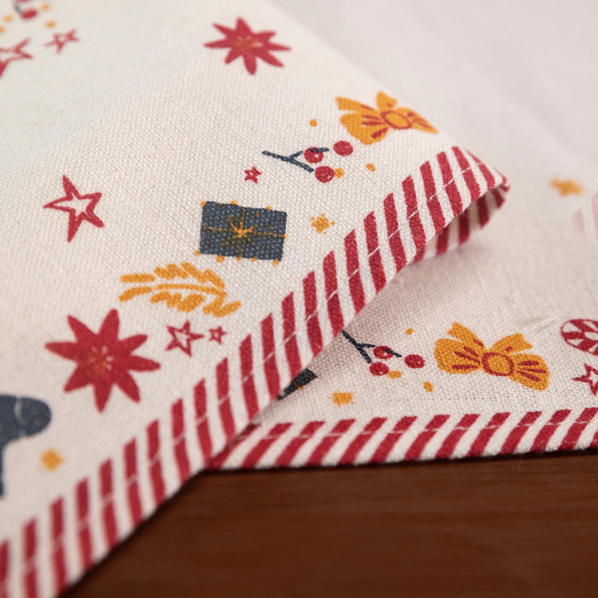 Folkulture 14" x 90"  Table Runner - Very Merry